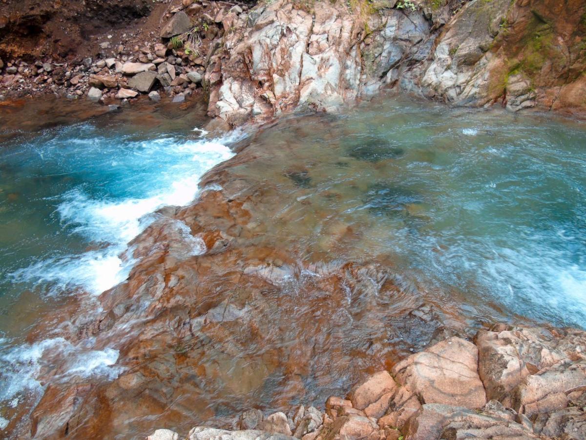 Cataratas Bijagua Lodge, Incluye Tour Autoguiado Bijagua Waterfalls Hike Exterior photo