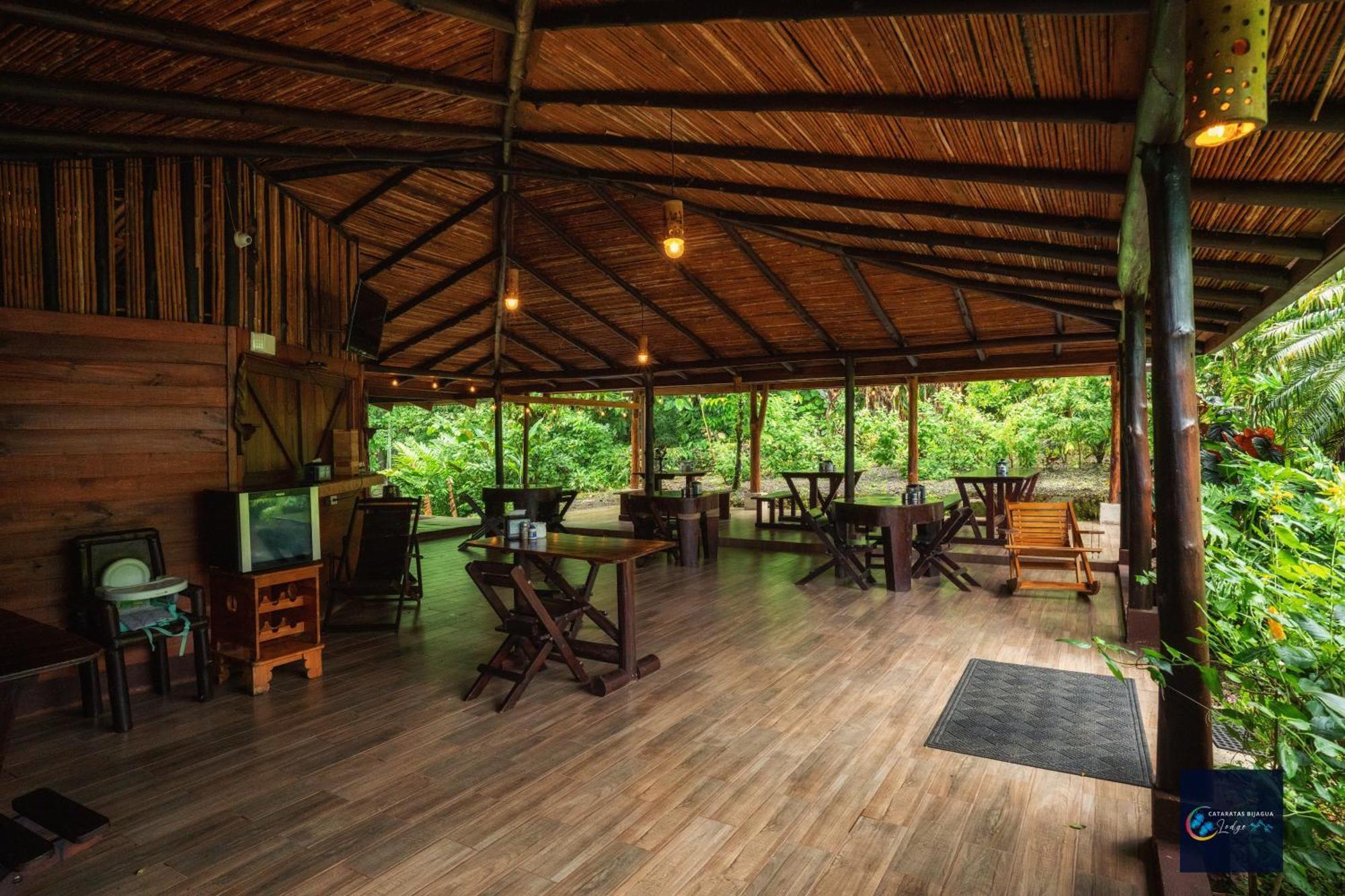 Cataratas Bijagua Lodge, Incluye Tour Autoguiado Bijagua Waterfalls Hike Exterior photo