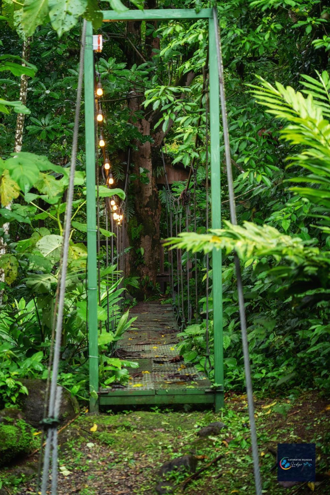 Cataratas Bijagua Lodge, Incluye Tour Autoguiado Bijagua Waterfalls Hike Exterior photo